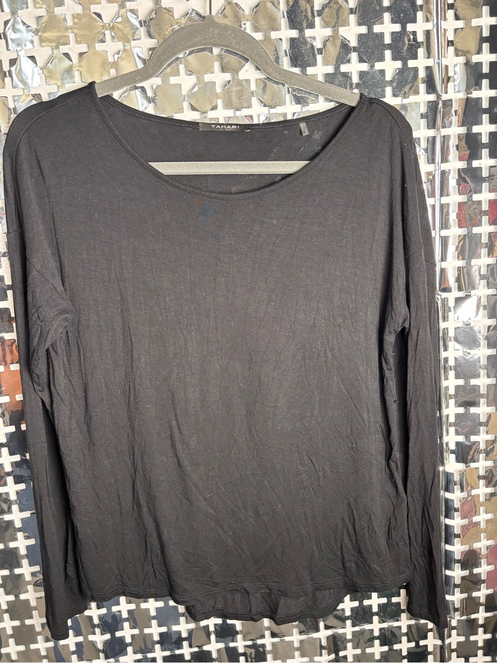 Tahari Black Long-Sleeve Scoop Neck Tee